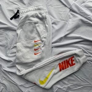 Nike Sweatpants